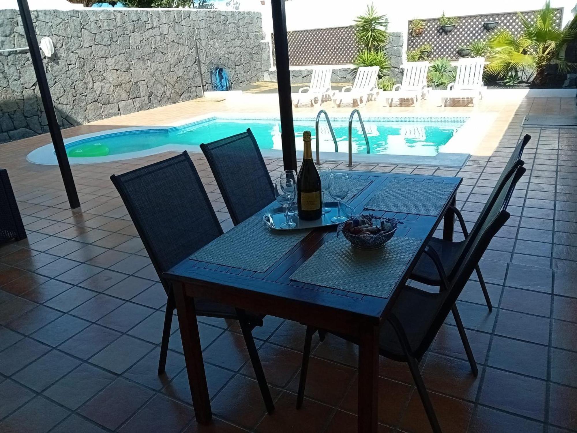 Villa Adel 56, Private Heated Pool, Parking Playa Blanca  Pokój zdjęcie